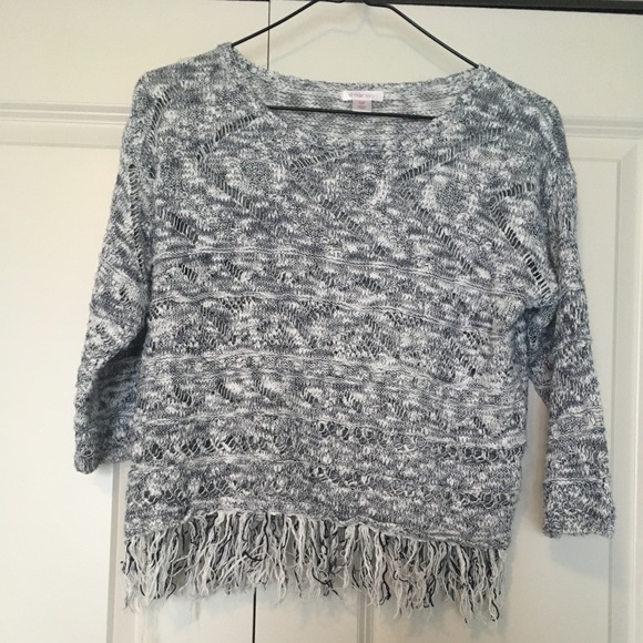 3/4 length sleeves navy and white knitted sweater - Picture 1 of 1
